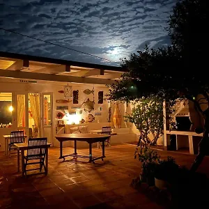  Bed & Breakfast Cala Pisana